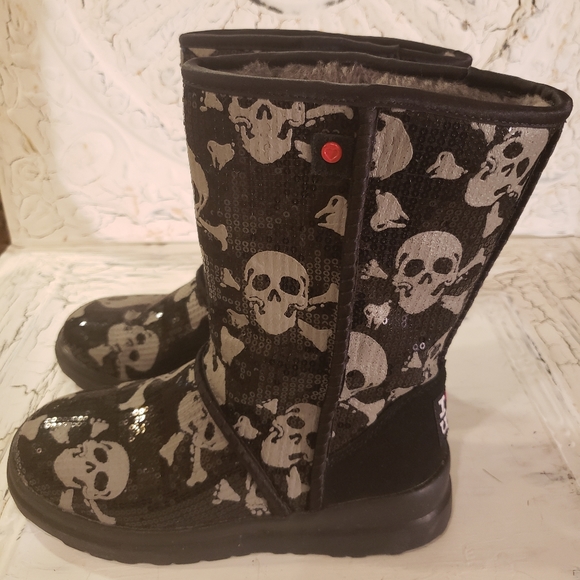 I heart Ugg Kisses Short - Picture 5 of 10